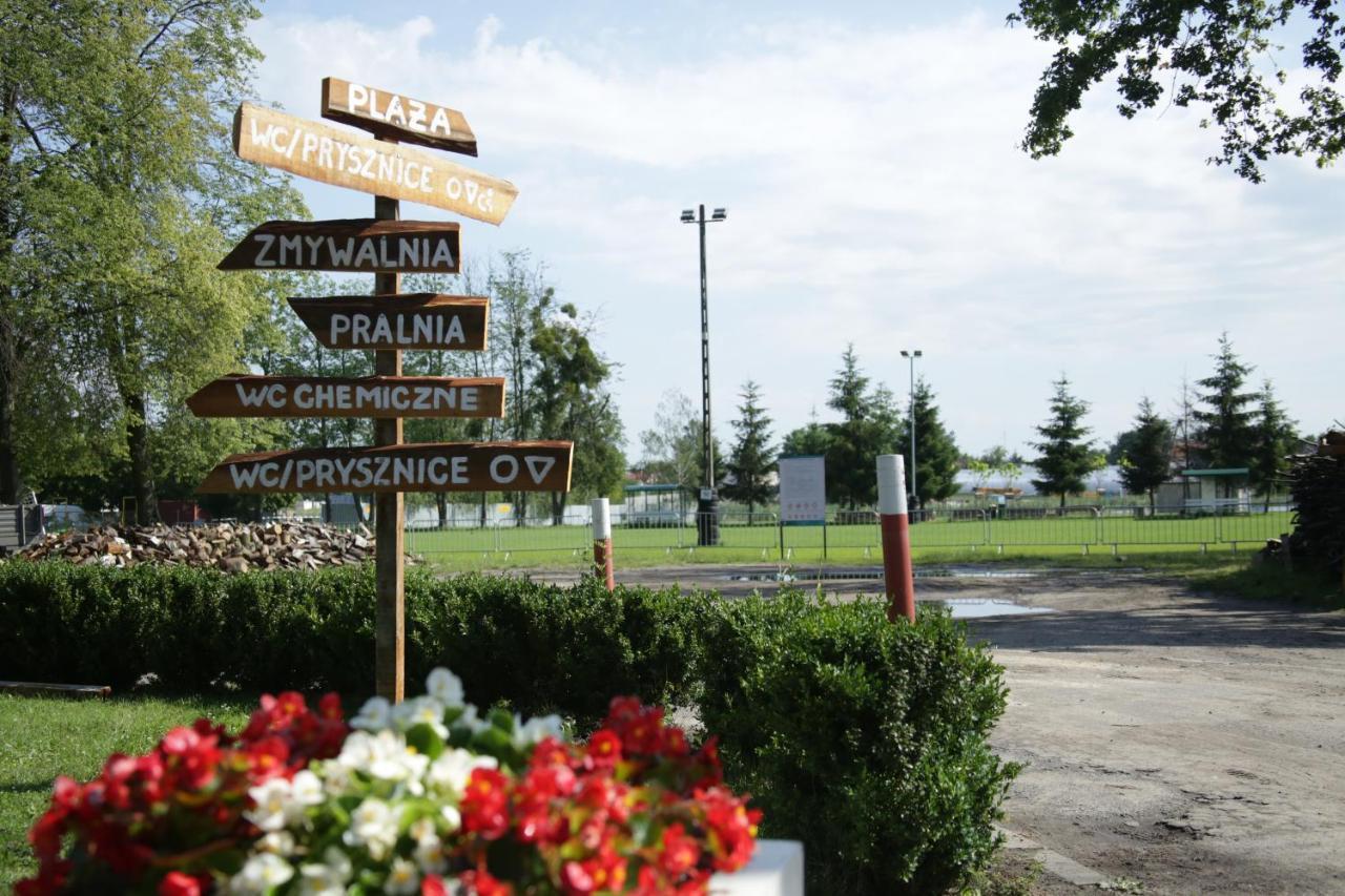 Camping Oaza Błonie Kórnik Domki Standard - 3 pokoje Exterior foto