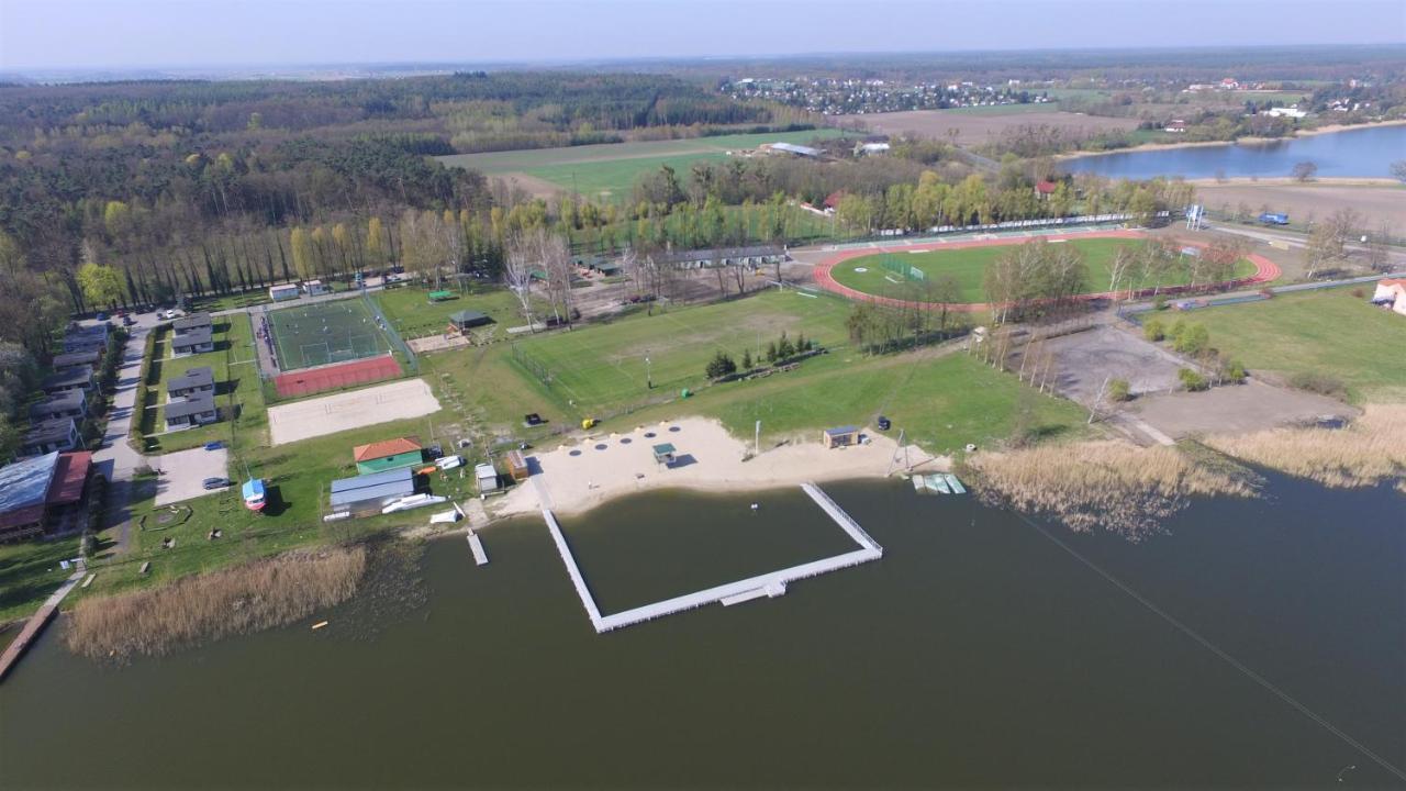 Camping Oaza Błonie Kórnik Domki Standard - 3 pokoje Exterior foto
